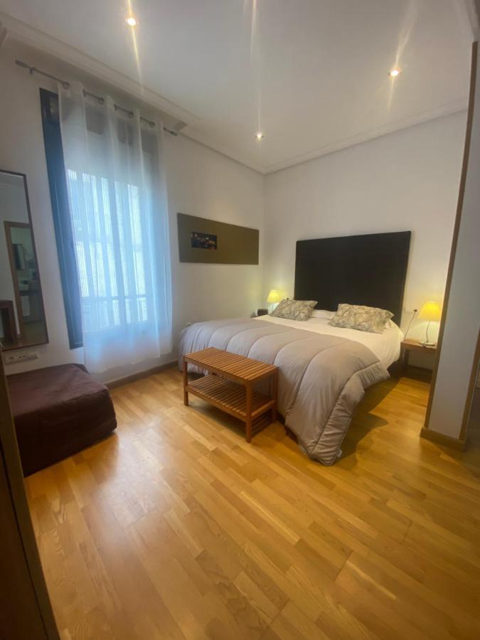 Apartamentos Касерес Экстерьер фото
