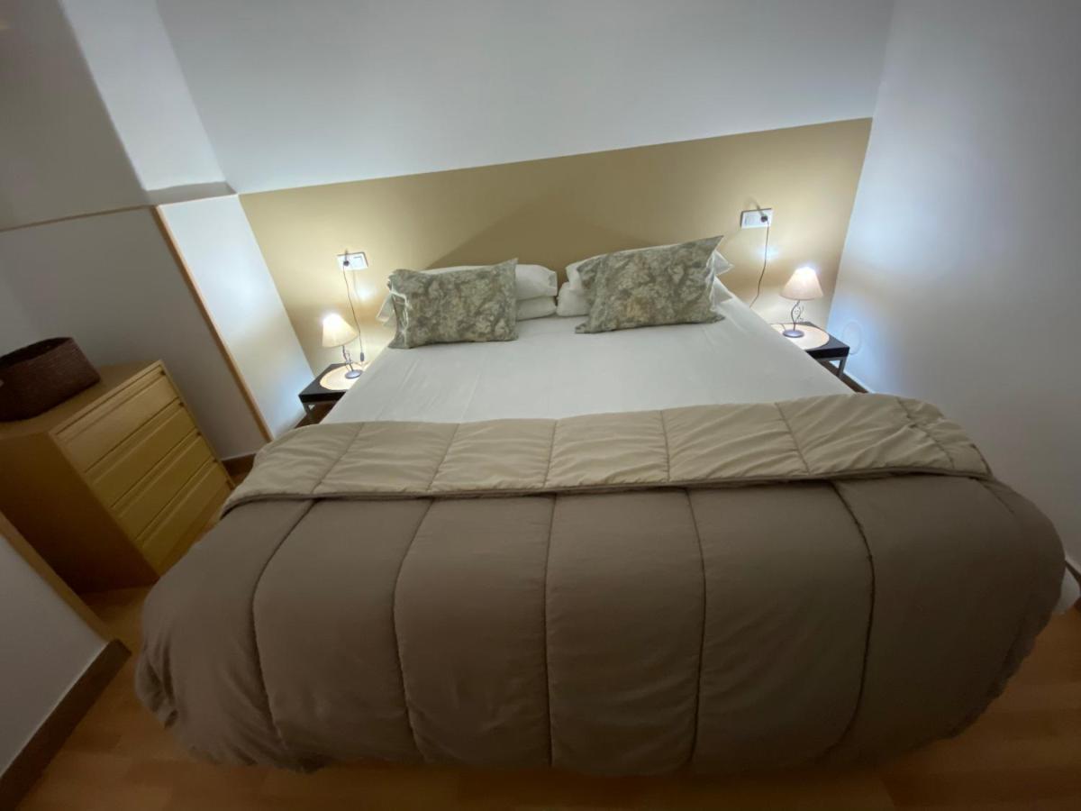 Apartamentos Касерес Экстерьер фото
