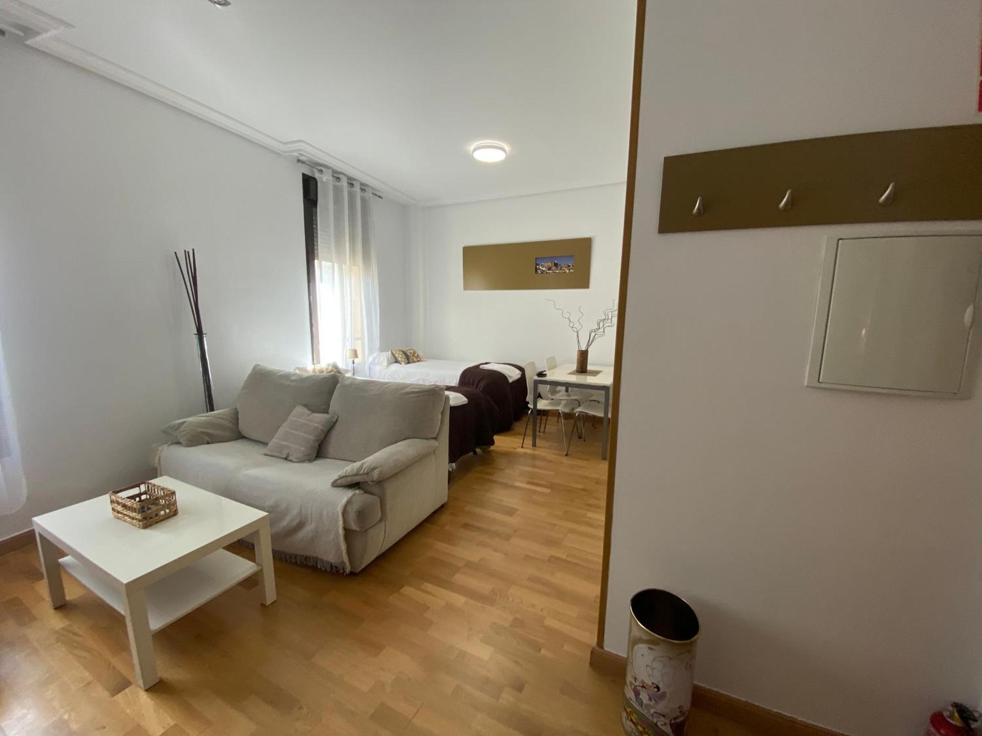 Apartamentos Касерес Экстерьер фото
