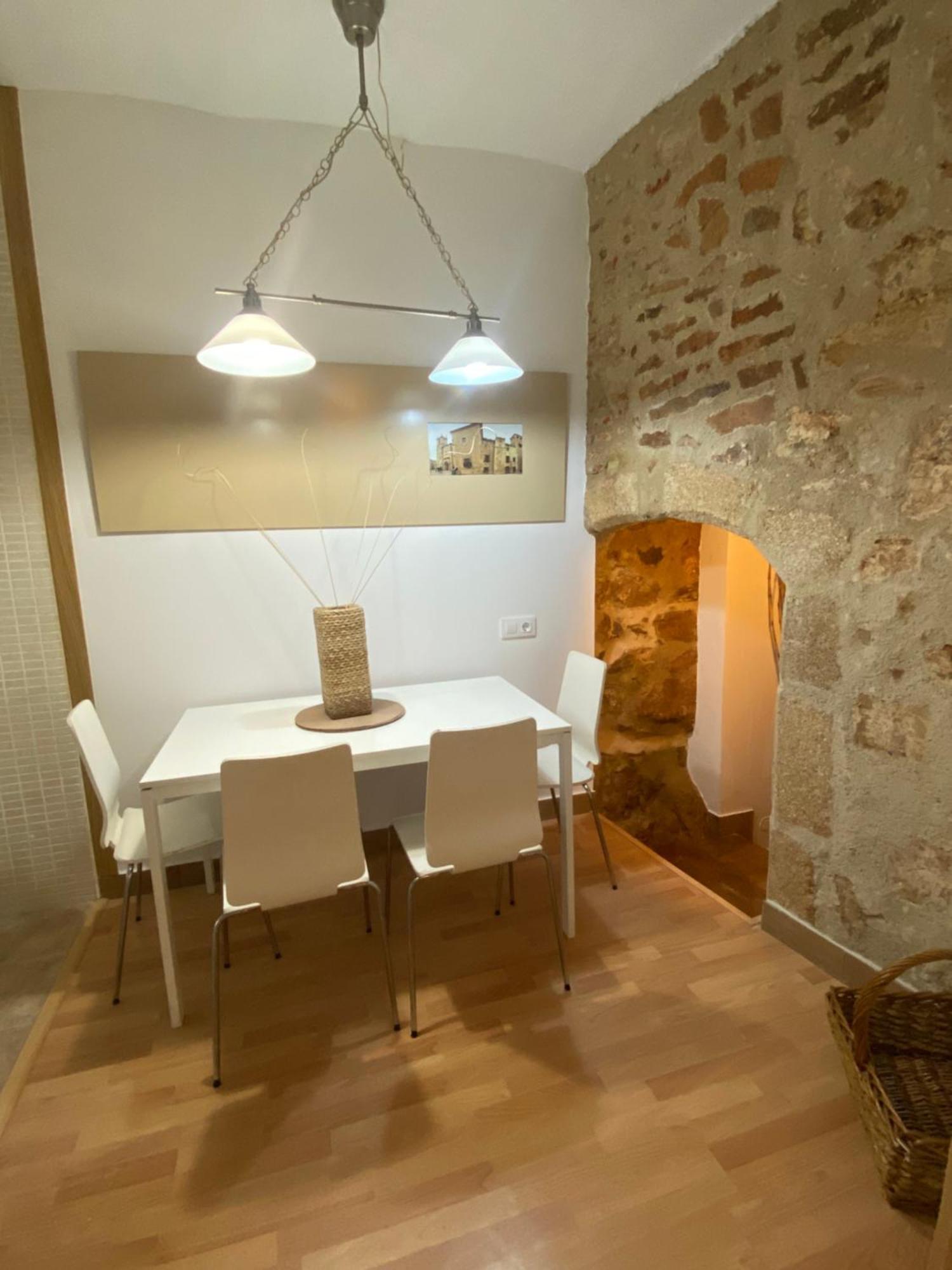 Apartamentos Касерес Экстерьер фото