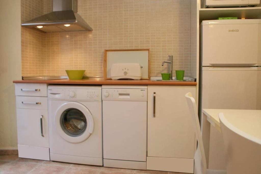 Apartamentos Касерес Экстерьер фото