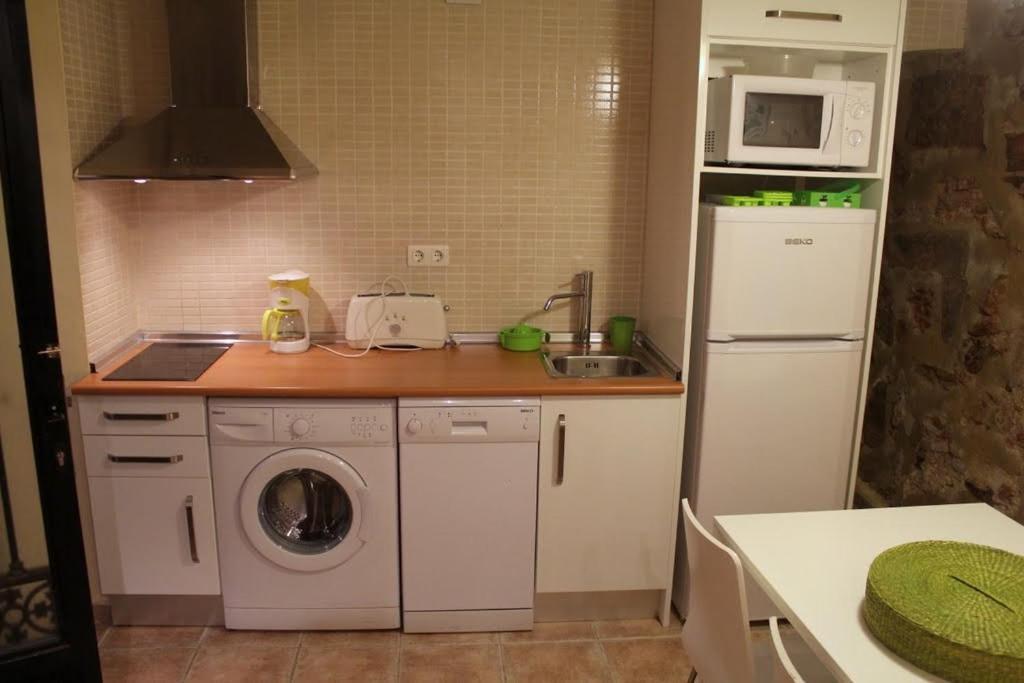 Apartamentos Касерес Номер фото